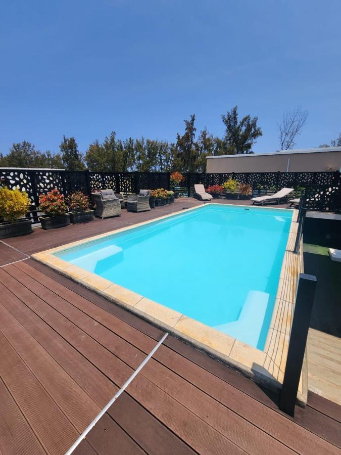 Shanti Haveli Beachfront Apartments Flic-en-Flacq Eksteriør bilde